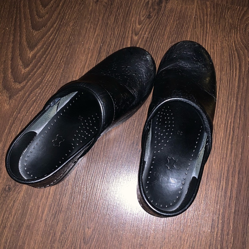 Dansko size 36 (6) shoes